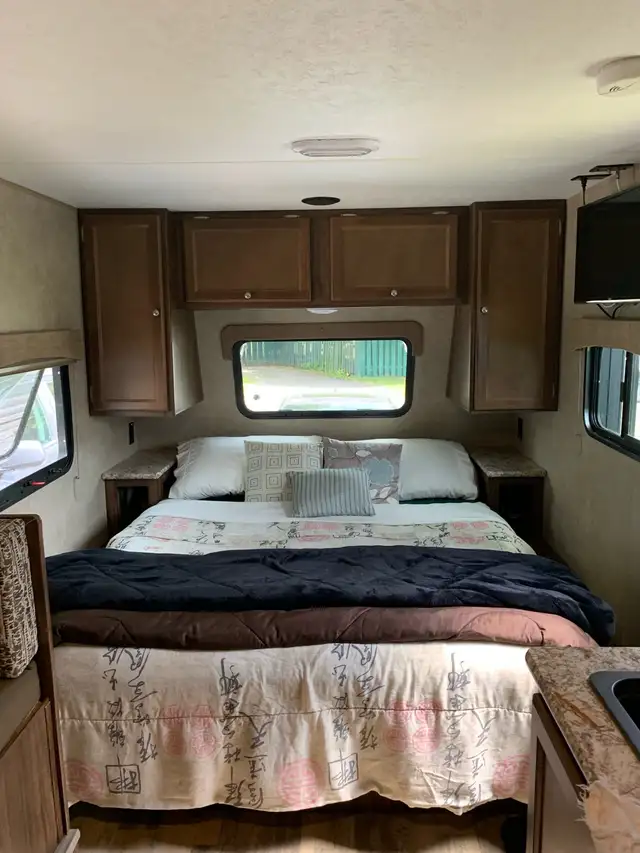 Roulotte Viking 17FQS 2019 in RVs & Motorhomes in Laval / North Shore - Image 4