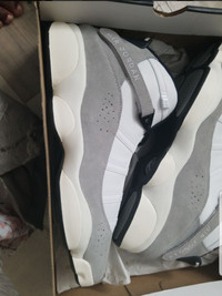 Jordan 6 rings grise/blanc/noir