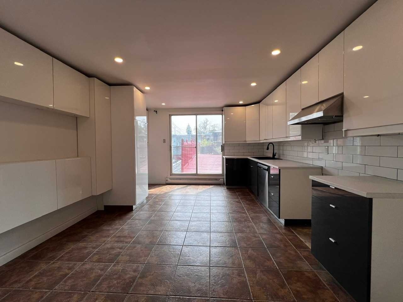 2190 Av. Mercier — photo 1