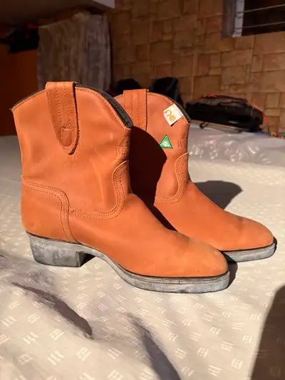 Brand New steel toe cowboy boots, View more