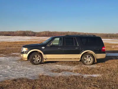 For sale; Ford Expedition King ranch every option available for the year, Heated cooled seats, power...