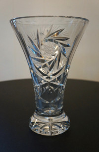 Vintage Pinwheel 8 star Heavy Lead Crystal Vase - 8 1/2"
