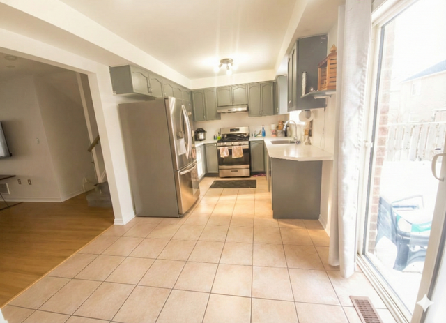 Available For RENT | Milton | 3BR|2.5 WR|2Parking in Houses for Sale in Oakville / Halton Region - Image 31