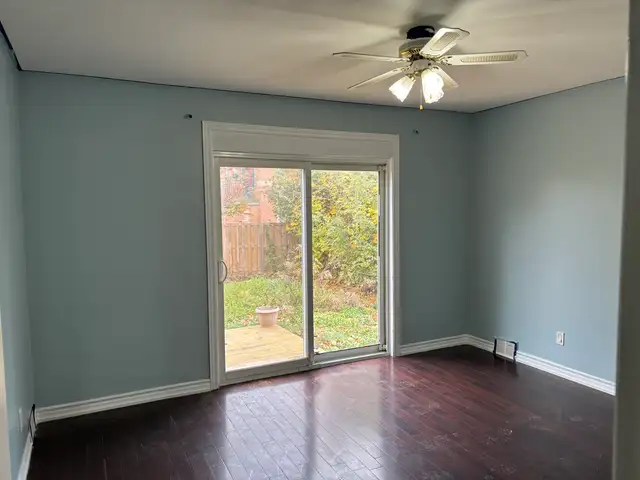 4 bed 1.5 Bath Main Floor for Rent from April 1 in Scarborough