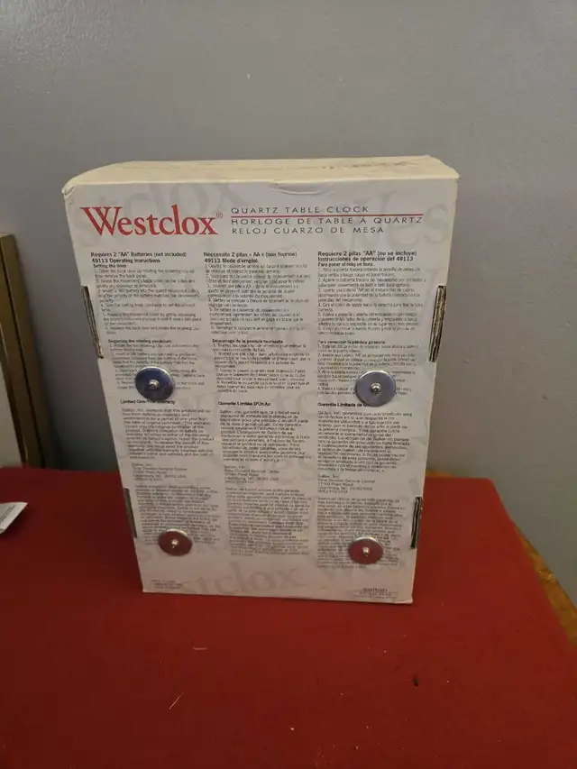 NEW--Westclox Warner Bros Table Clock in Home Décor & Accents in Kitchener / Waterloo - Image 4