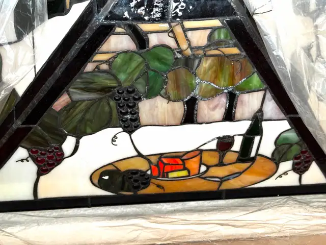 Brand New in Box Wine Themed Stained Glass Pendant Lamp . in Home Décor & Accents in Calgary - Image 4