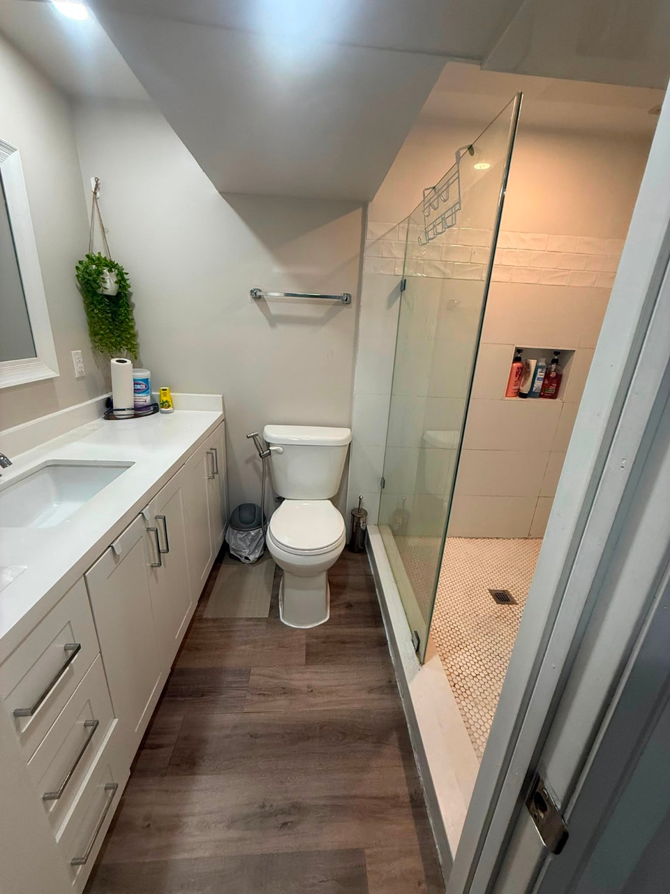 2 Bed Basement for Rent, Allanford Rd, Kennedy/401 Avaliable now 2