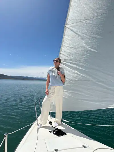 Outdoor English Speaking on a Yacht ⛵️ Ghost Lake, View more