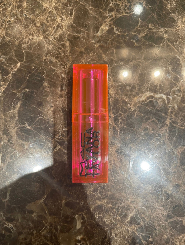 MAC Cosmetics Teyana Taylor Lipstick - A Rose in Harlem in Other in Mississauga / Peel Region - Image 2