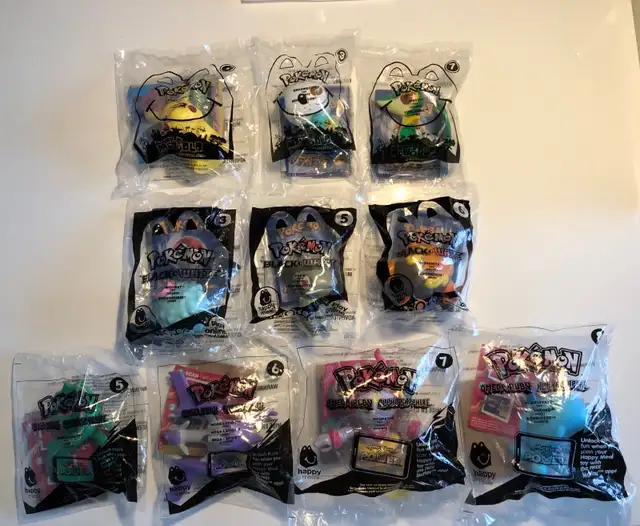 Pokémon Figurine with Card in Toys & Games in City of Toronto - Image 2