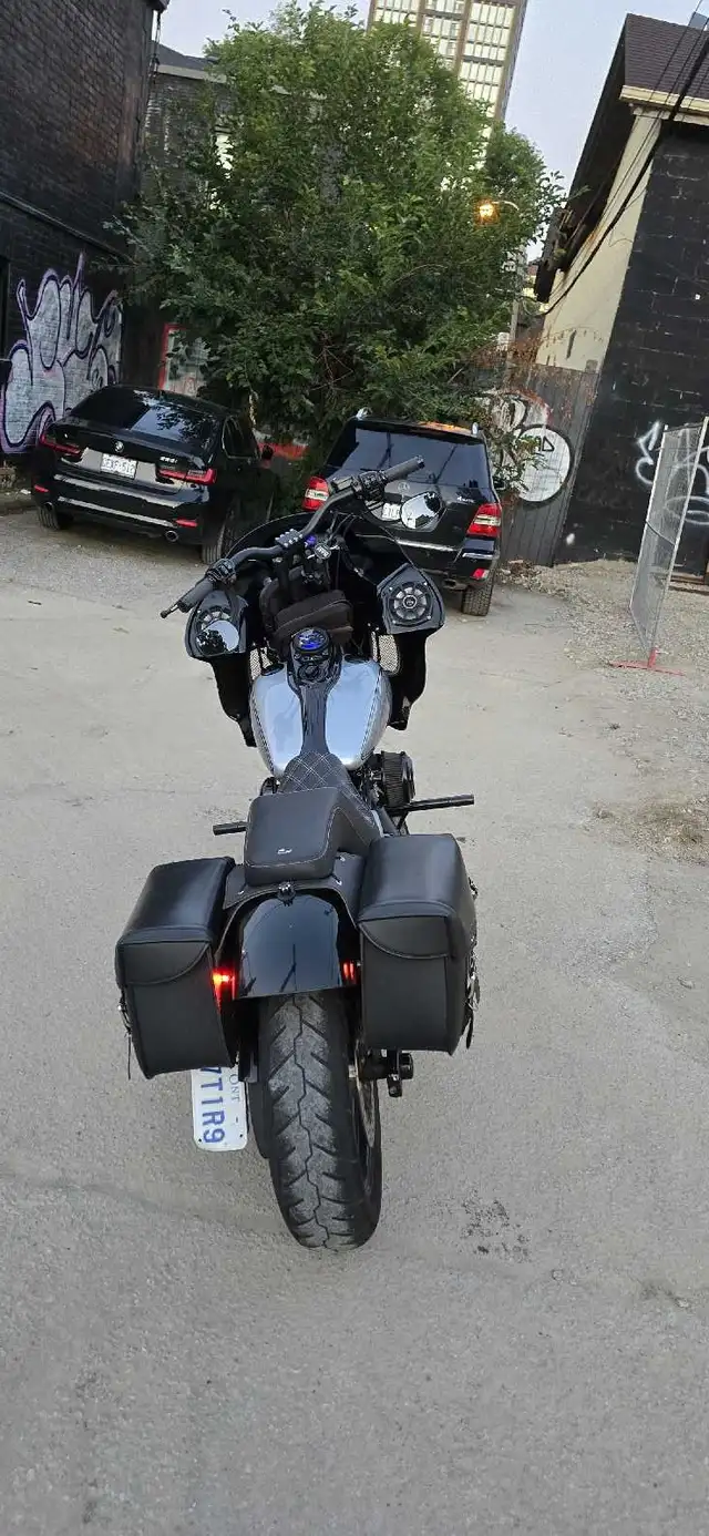 Harley-Davidson Clubstyle in Street, Cruisers & Choppers in City of Toronto - Image 4