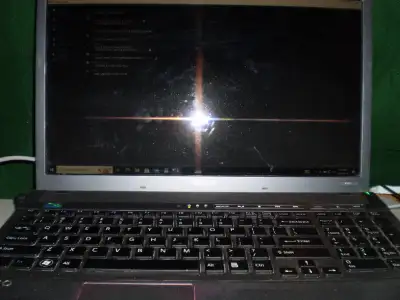 Sony Vaio PCG-81114l i7 16.5" Laptop Specifications: Intel Core i7-Q740 @ 1.7GHz Processor. 4GB Memo...