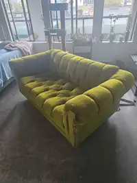 Free Vintage Sofa 
