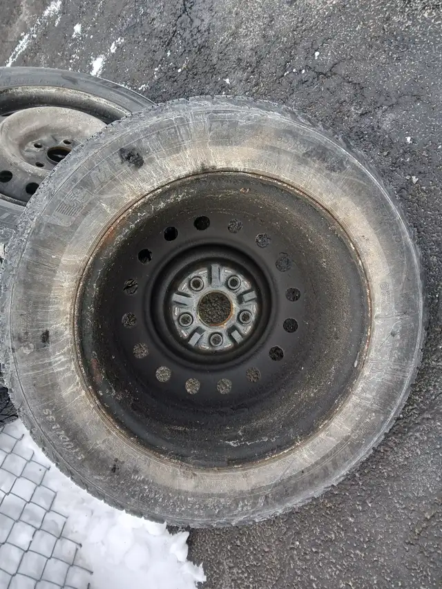 Michelin 205 65 16 X ICE Camry winter rims in Tires & Rims in Bedford - Image 8