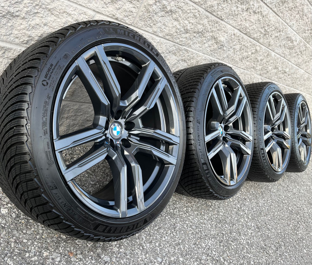 (98%) 4x BMW X5M | X6M 21" OEM Winter Wheels Package in Tires & Rims in City of Toronto