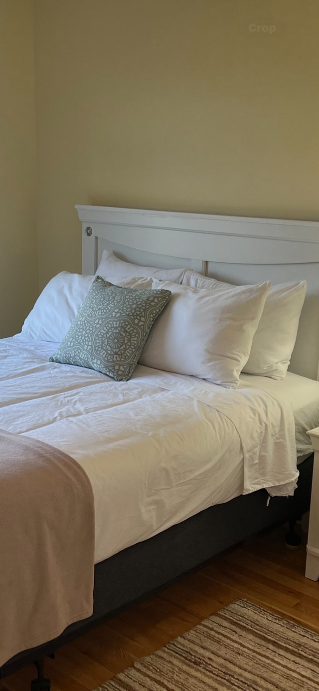 Stratford 1 Private room with bathroom available in Room Rentals & Roommates in Charlottetown