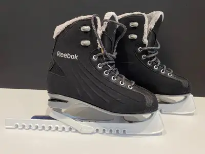 Reebok Women's CS400 figure skates, size 6, View more