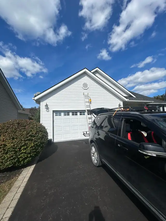 PAINTING SERVICES in Painters & Painting in Trenton - Image 9