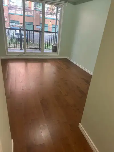 Room For rent now !!