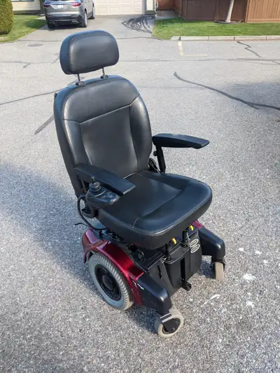 'Shoprider Navigator L' Powerchair Includes extra battery and Charger Have 3 for Sale in different v...