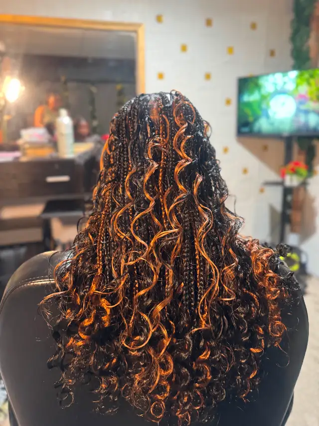 Hairstylist & Makeup Artiste63848994249091124