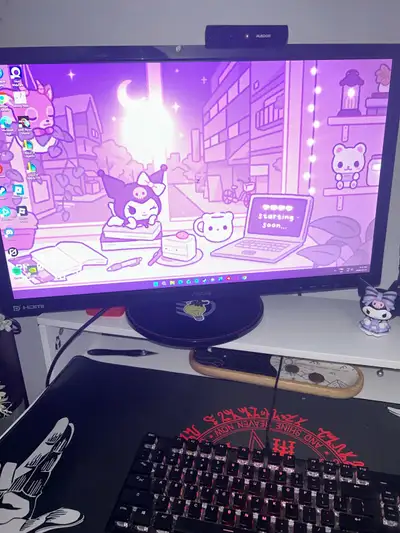 PC Gaming Set Up, View more