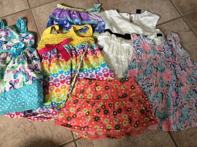 Girls clothing size 24m 2T in Clothing - 2T in Kitchener / Waterloo - Image 11