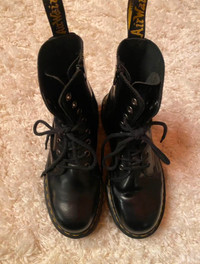 Bottes Dr. Martens femme