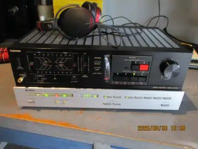 Stereo Amplifier / Yamaha Tuner, View more