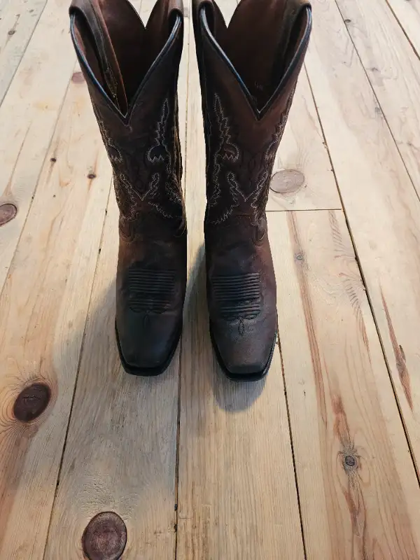 Dan Post boots size 9 D in Men's Shoes in Trenton - Image 6