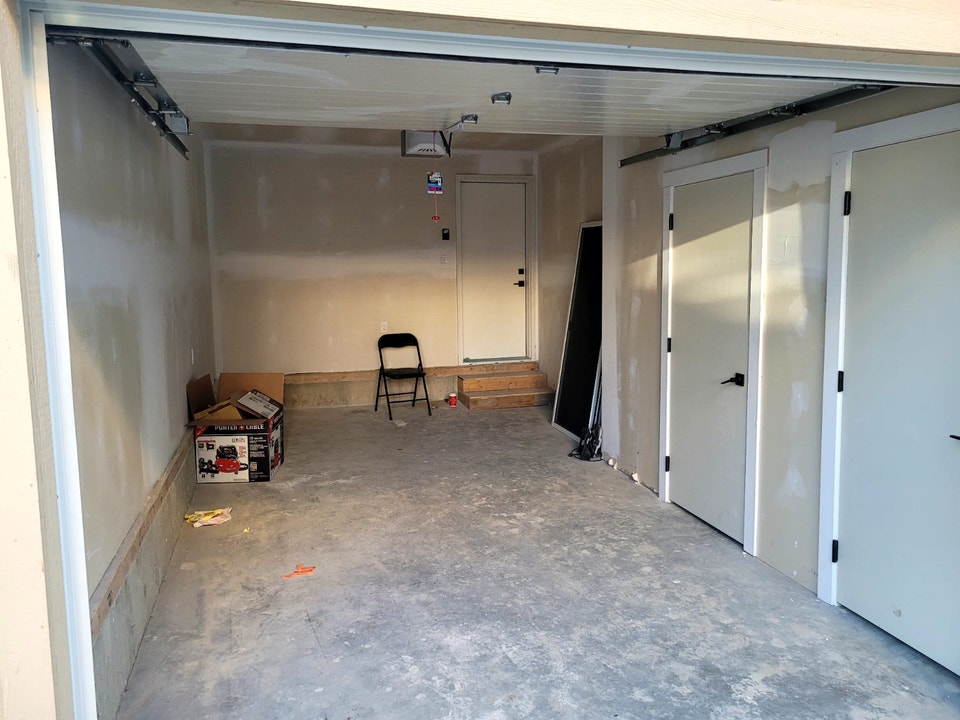 Brand New Beautiful Townhouse for rent 4