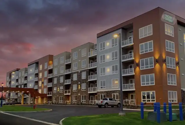 Great Stratford Location ! Mature tenant building - Shorefront in Long Term Rentals in Charlottetown - Image 4