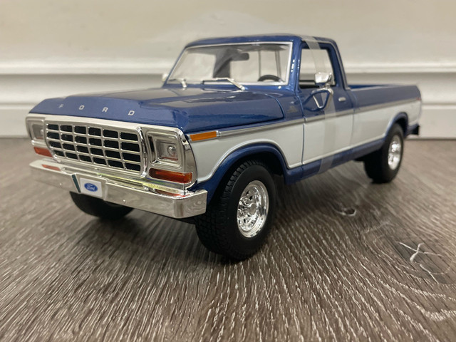 1979 Ford F150 Pick-up 1:18 scale Diecast in Arts & Collectibles in Winnipeg
