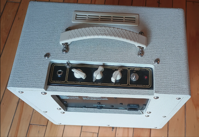 Vox ac4tv in Amps & Pedals in Laval / North Shore - Image 5