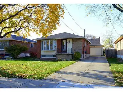 3-bedroom bungalow main floor with big garage for rent