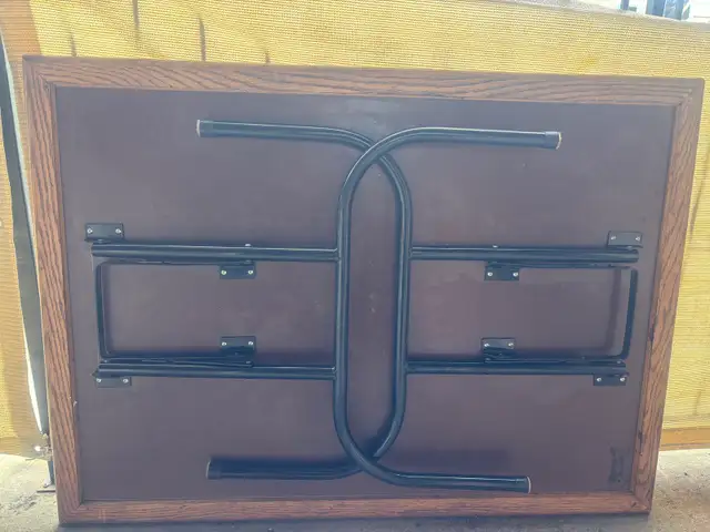 Solid wood folding table 460680291576064003