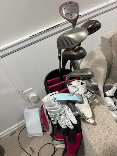 women’s right golf clubs and bag , View more
