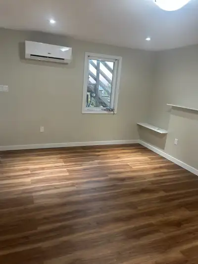 A spacious one bed apartment in the lower level of the house with separate entrance. The bedroom and...