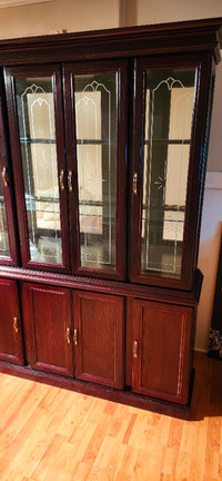 Beautiful Antique style Cabinet for Sale!