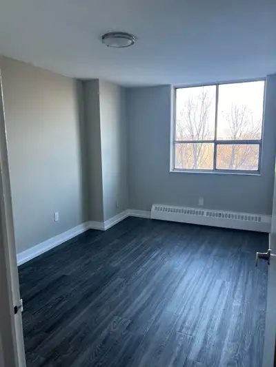Room available for rent