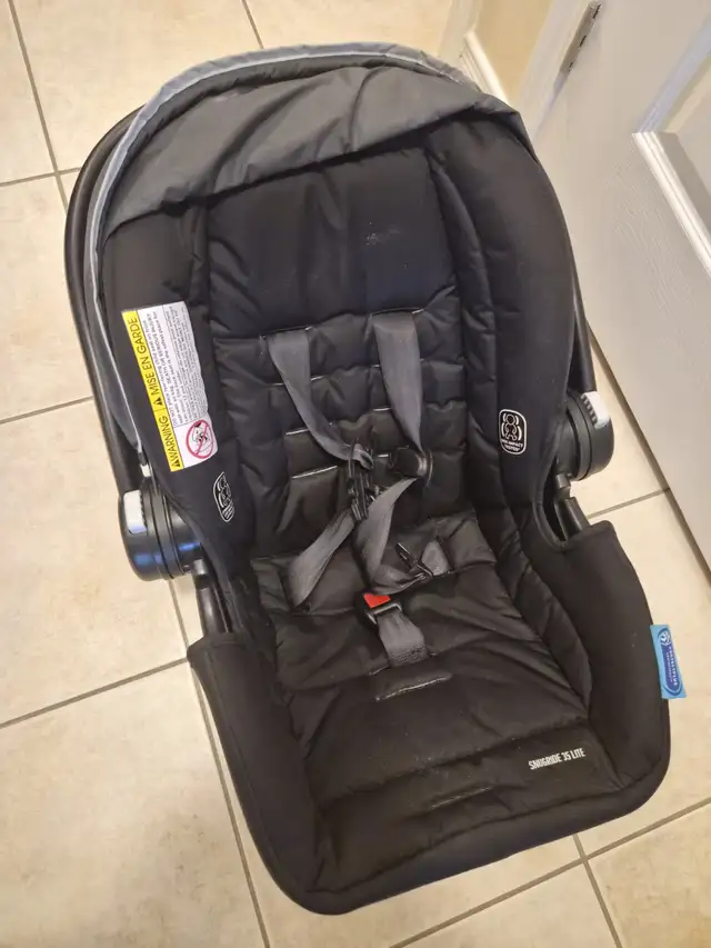 Graco Car Seat in Strollers, Carriers & Car Seats in City of Toronto - Image 3
