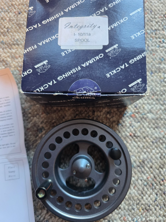 OKUMA SPEY INTEGRITY I10/11a FLY FISHING REEL w SPARE SPOOL in Fishing, Camping & Outdoors in Kitchener / Waterloo - Image 4
