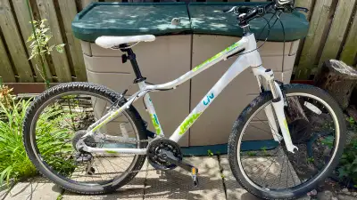 giant liv enchant 1 26” bike, View more