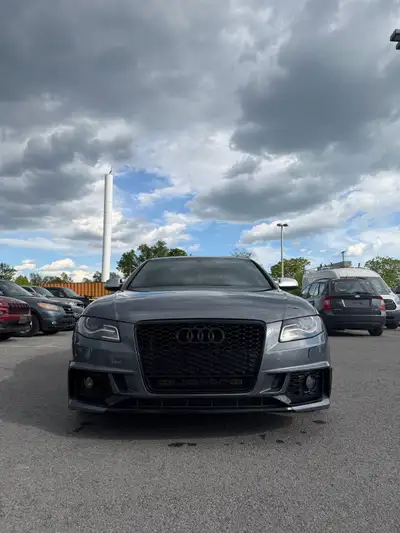 2011 Audi S4 Quattro | 6-Speed Manual | Panda Interior 158,143 km Grey exterior with rare Black & Wh...