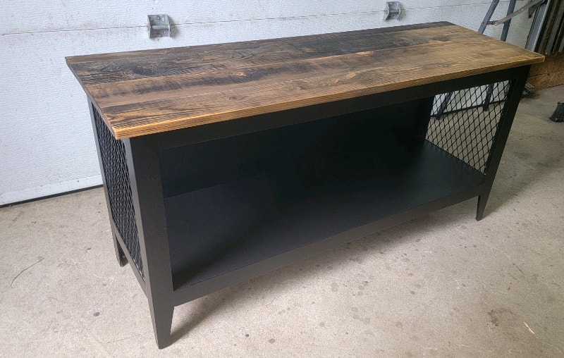 Meuble tv industriel bois de grange et métal Meubles de télé et