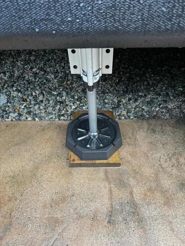 2019 Voltage 3655 Toy Hauler in RVs & Motorhomes in Burnaby/New Westminster - Image 8