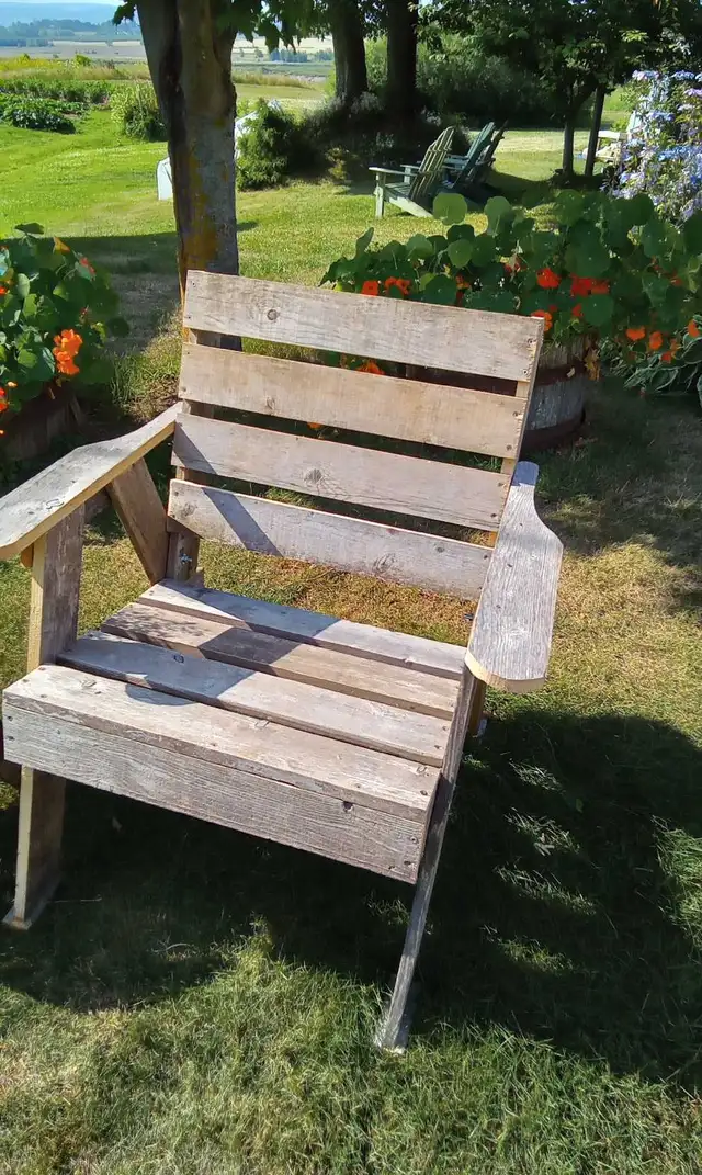 Rustic Reclaimed Wood Patio Set in Patio & Garden Furniture in Annapolis Valley - Image 4