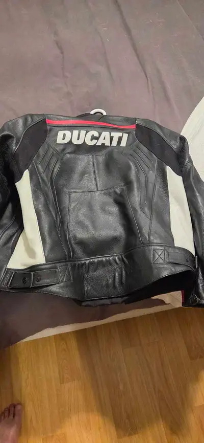 Size 54 Selling all gear, check other ADs! No longer have the motorcycle, so these items are just ta...