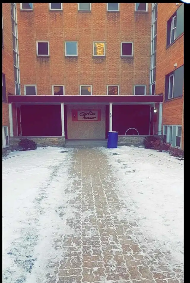 Sublet apartment Carlton Manor