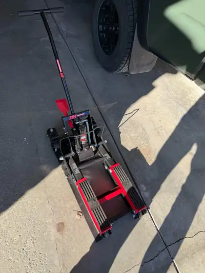 Motorcycle jack stand. Brand new, never used.